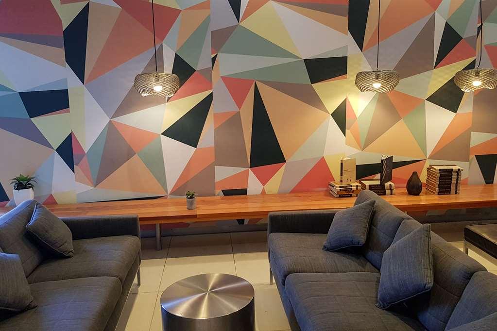 The Parkmore Hotel Мелбърн Интериор снимка