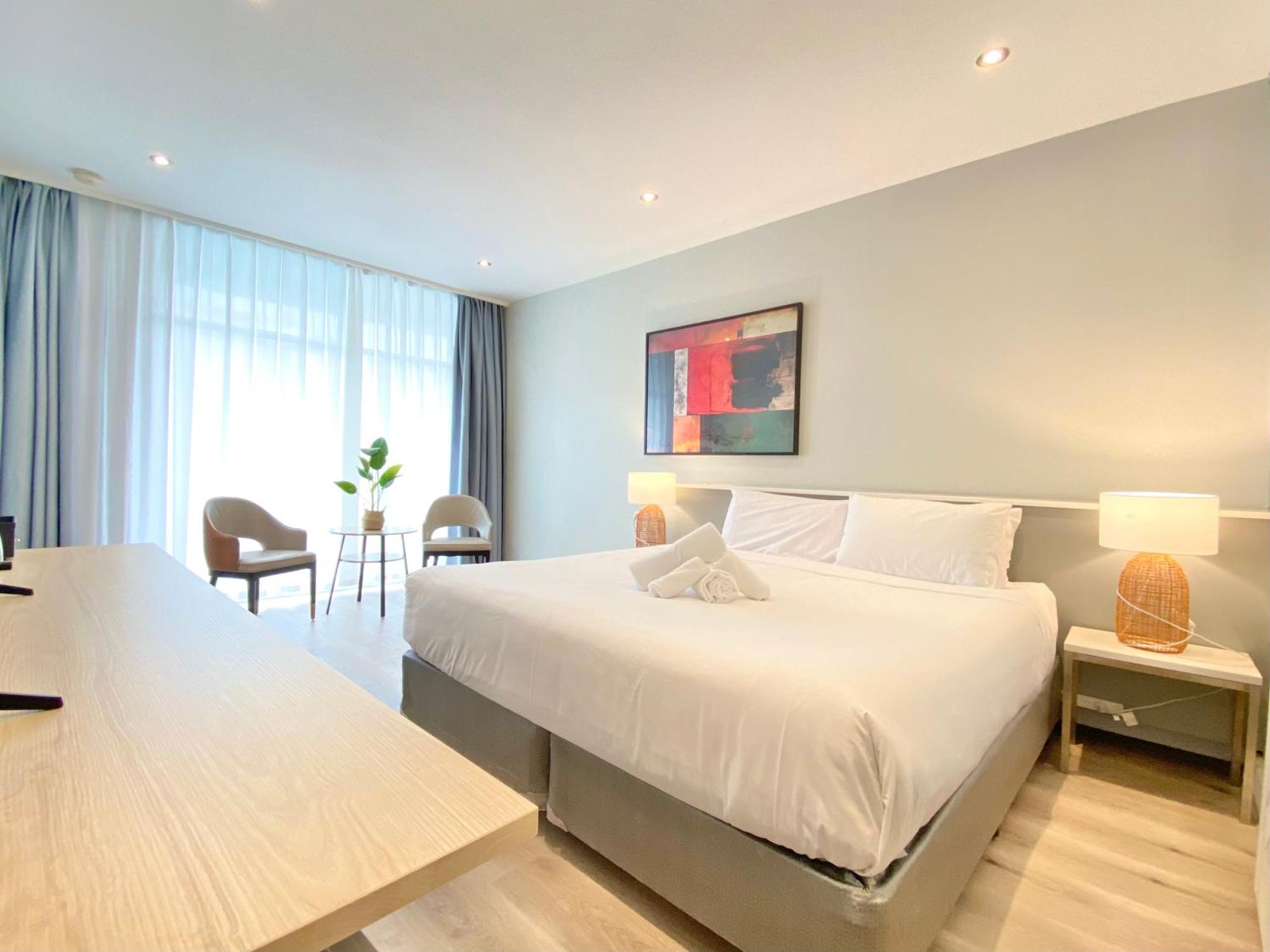 The Parkmore Hotel Мелбърн Екстериор снимка