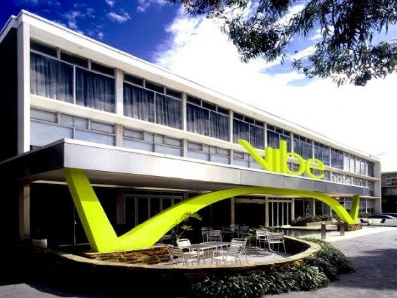 The Parkmore Hotel Мелбърн Екстериор снимка